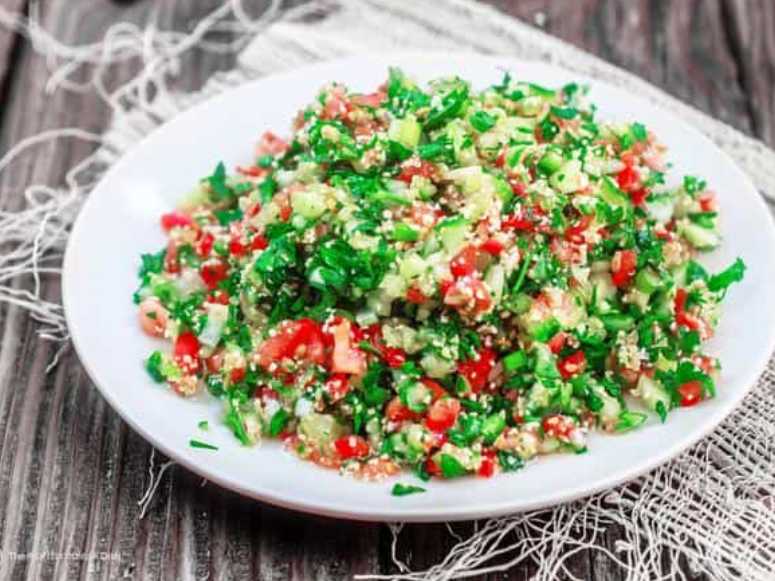 طرز تهیه سالاد تبوله لبنانی ساده و خوشمزه به همراه فوت و فن ها